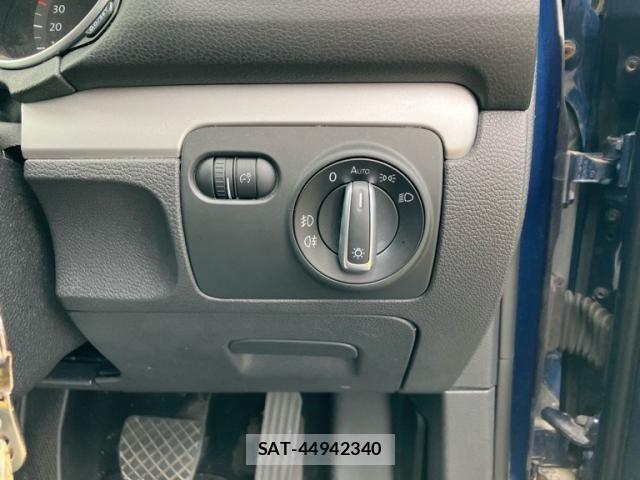 VolksWagen GOLF VARIANT 2012-03 8380008-8
