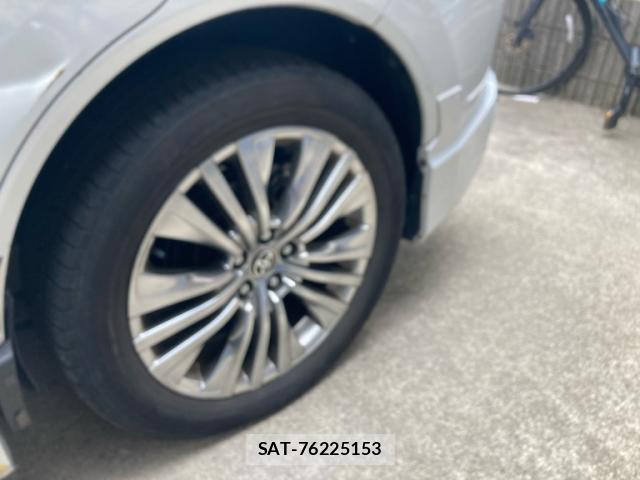 Toyota HARRIER HYBRID 2023-06 8378942-5