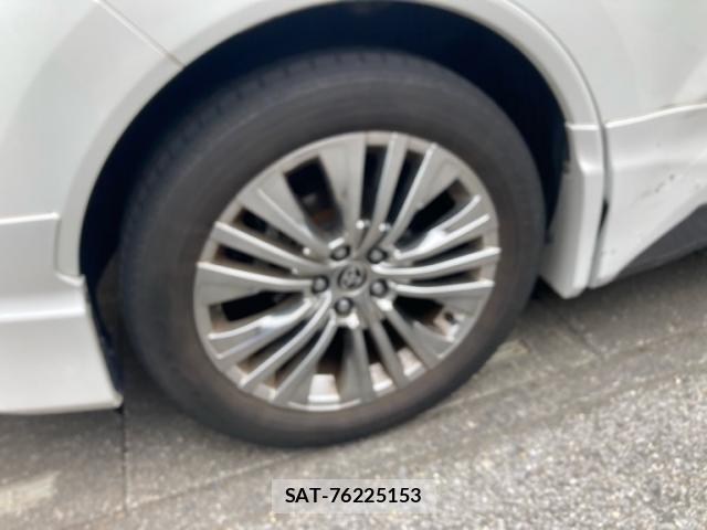 Toyota HARRIER HYBRID 2023-06 8378942-6