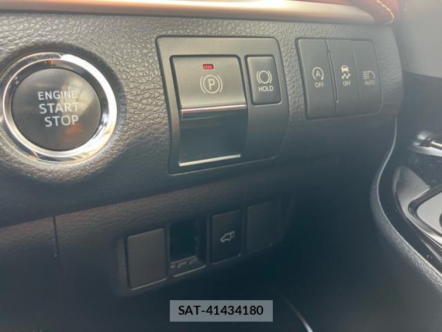 Toyota HARRIER 2017-12 8378517-16