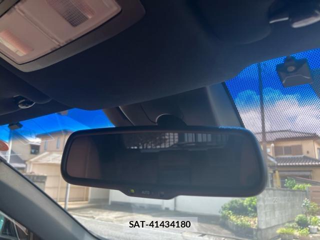 Toyota HARRIER 2017-12 8378517-17