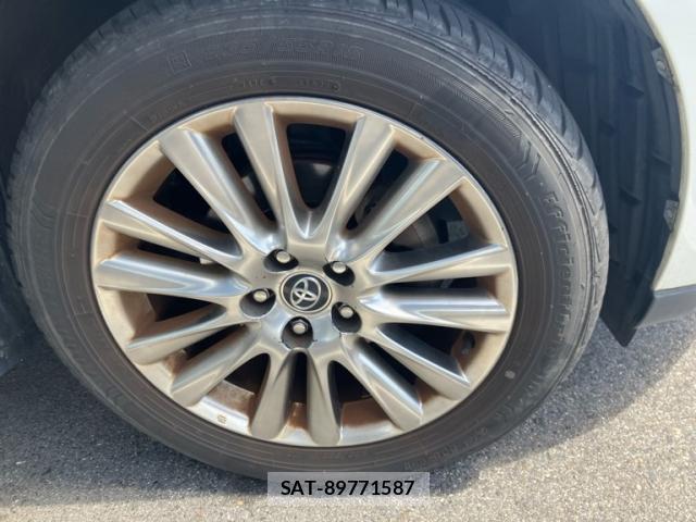 Toyota HARRIER 2014-11 8378719-13
