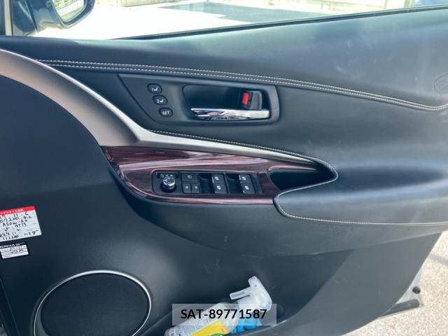 Toyota HARRIER 2014-11 8378719-8