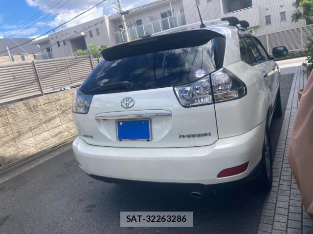 Toyota HARRIER 2007-08 8378888-4