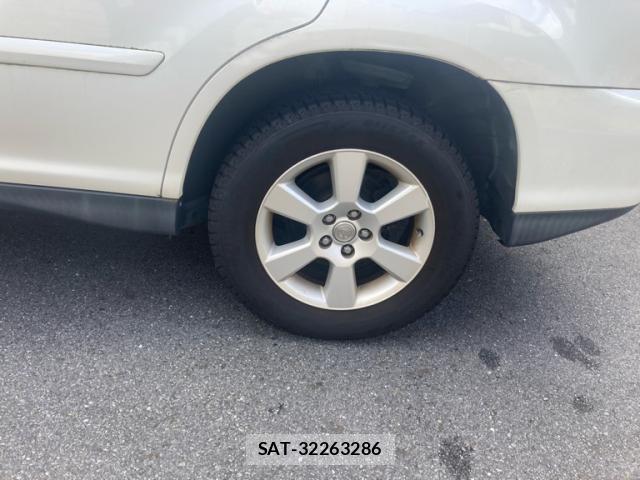 Toyota HARRIER 2007-08 8378888-9