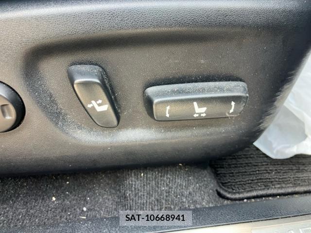 Toyota HARRIER 2014-12 8378928-14