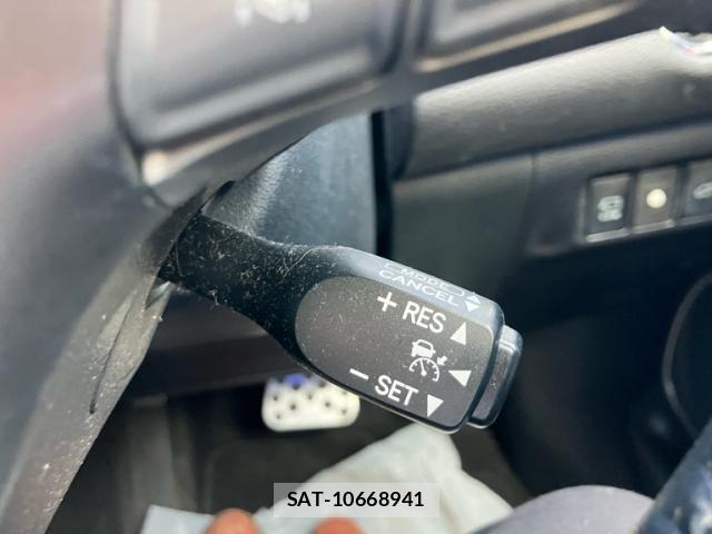 Toyota HARRIER 2014-12 8378928-16