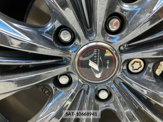 Toyota HARRIER 2014-12 8378928-7