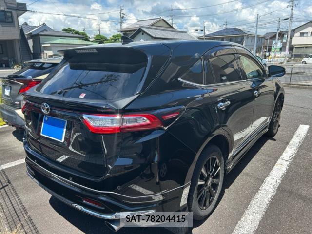 Toyota HARRIER 2019-03 8378944-1
