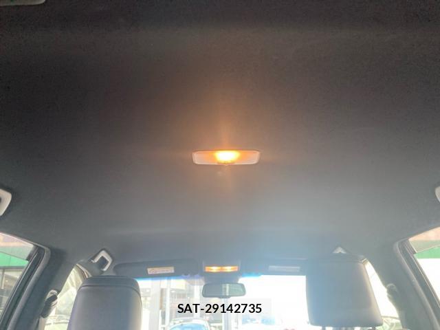 Toyota HARRIER 2014-11 8378954-11