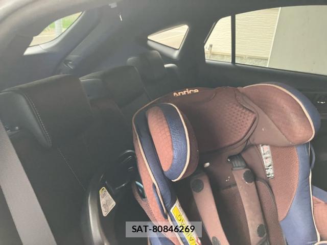 Toyota HARRIER 2014-11 8379097-18
