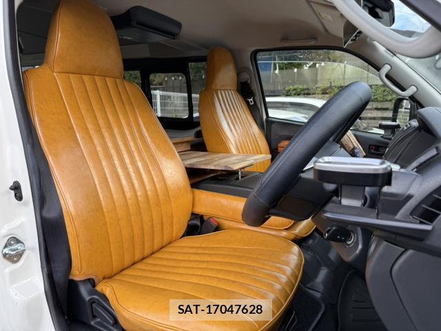 Toyota HIACE VAN 2025-12 8378671-5