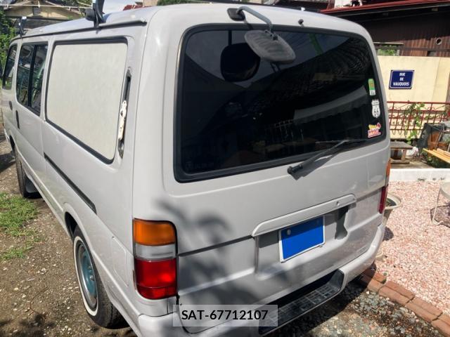 Toyota HIACE VAN 2003-02 8378720-1