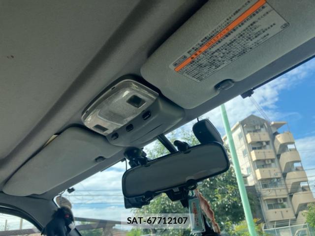 Toyota HIACE VAN 2003-02 8378720-17
