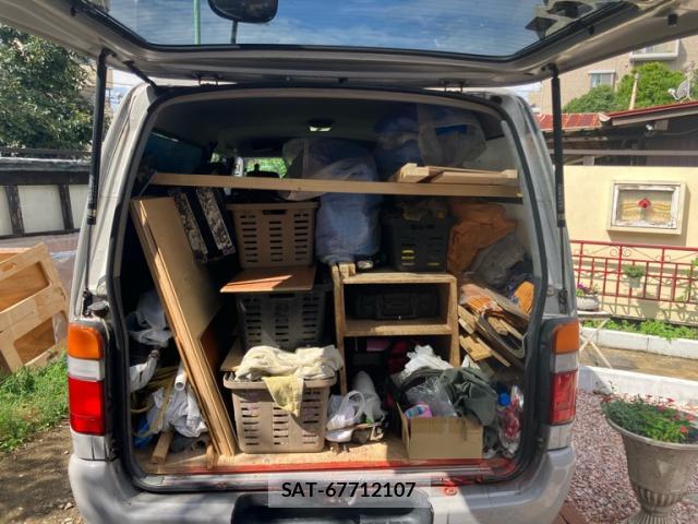 Toyota HIACE VAN 2003-02 8378720-4