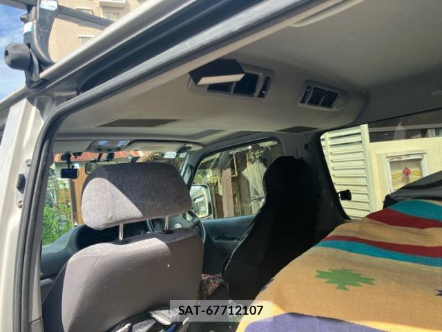 Toyota HIACE VAN 2003-02 8378720-6