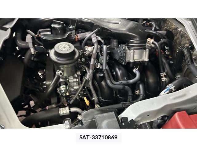 Toyota HIACE VAN 2026-07 8379796-5