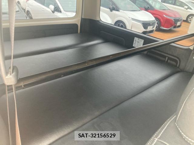 Toyota HIACE VAN 2015-02 8380009-15