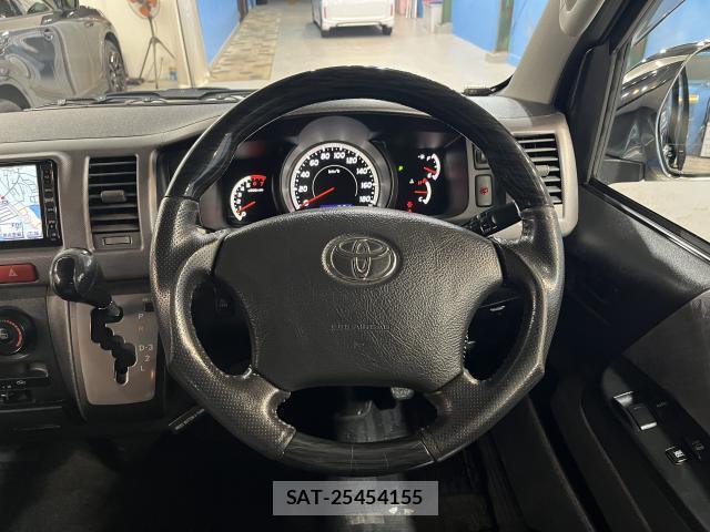 Toyota HIACE VAN 2007-12 8380172-11