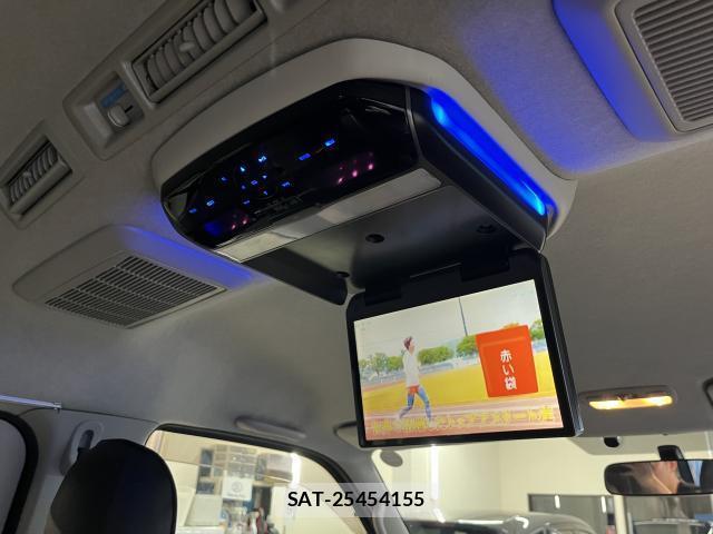 Toyota HIACE VAN 2007-12 8380172-5
