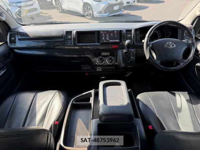 Toyota HIACE WAGON 2011 8378662-2