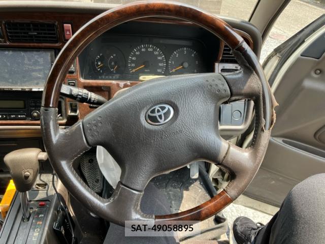 Toyota HIACE WAGON 2001-02 8379008-15