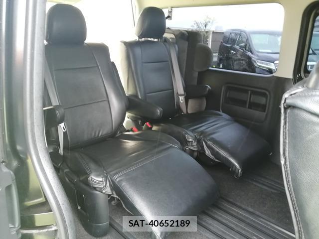 Toyota HIACE WAGON 2011-07 8380140-11
