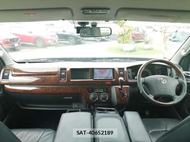 Toyota HIACE WAGON 2011-07 8380140-4