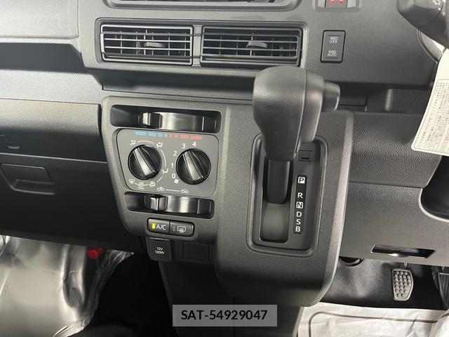 Daihatsu HIJET CARGO 2026-05 8379182-6