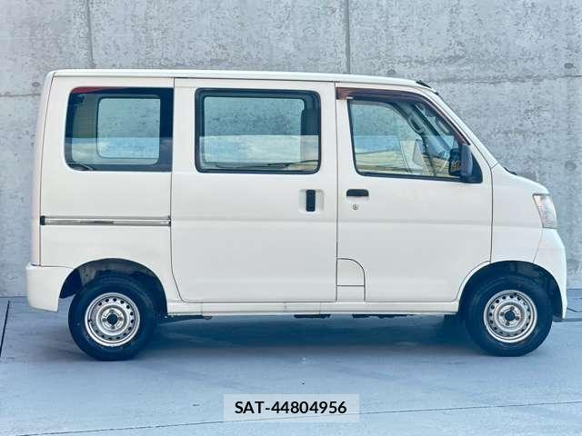 Daihatsu HIJET CARGO 2014-12 8379903-1