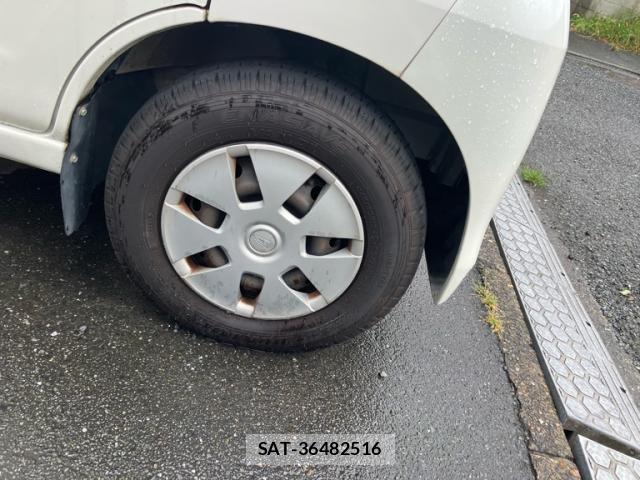 Daihatsu HIJET CARGO 2017-01 8380017-12