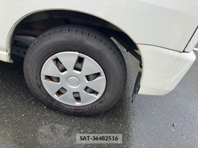Daihatsu HIJET CARGO 2017-01 8380017-4