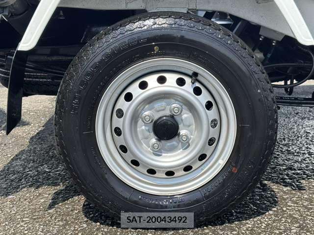 Daihatsu HIJET TRUCK 2023-12 8379845-8