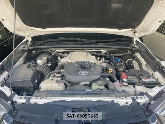 Toyota HILUX 2020-09 8378495-10