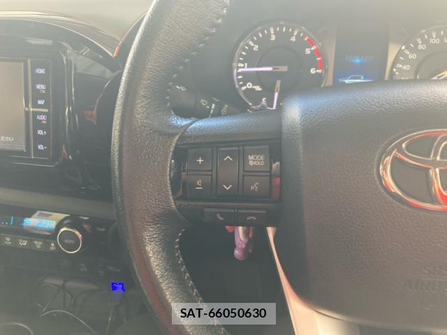 Toyota HILUX 2020-09 8378495-18