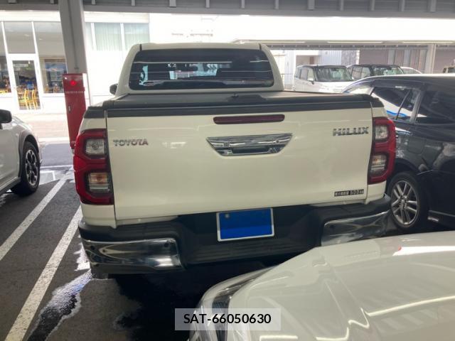 Toyota HILUX 2020-09 8378495-2