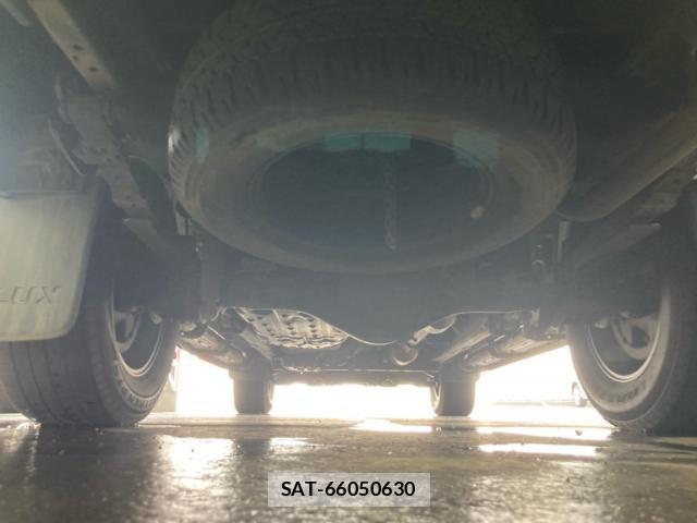Toyota HILUX 2020-09 8378495-5