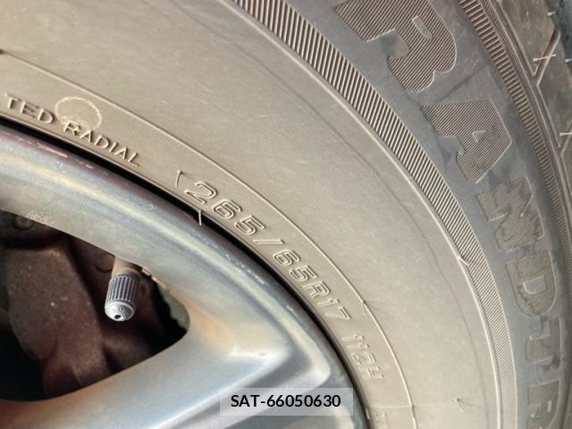 Toyota HILUX 2020-09 8378495-9