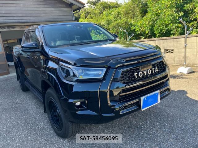 Toyota HILUX 2023-06 8379834-1
