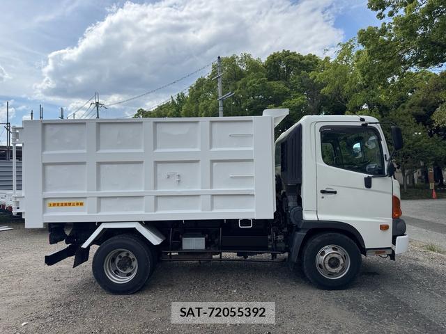 Hino RANGER 2017-06 8379372-1