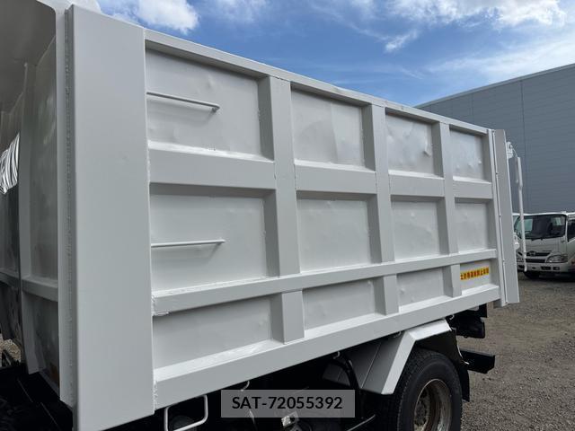 Hino RANGER 2017-06 8379372-5