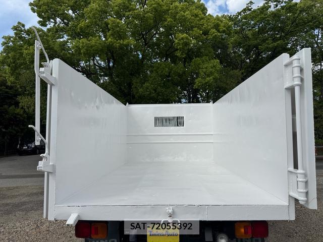 Hino RANGER 2017-06 8379372-6