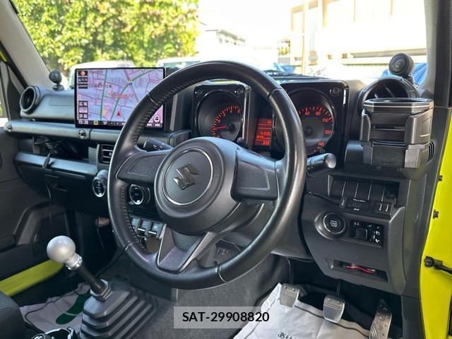 Suzuki JIMNY 2019-04 8378622-11