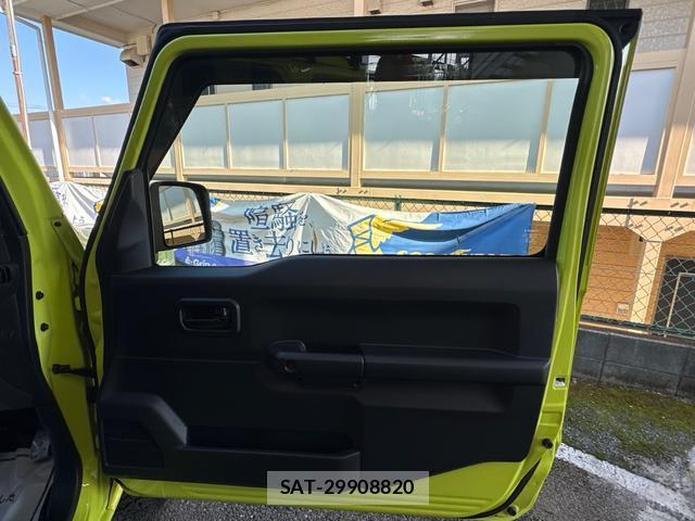 Suzuki JIMNY 2019-04 8378622-14