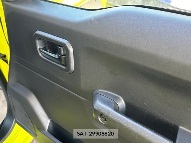 Suzuki JIMNY 2019-04 8378622-15