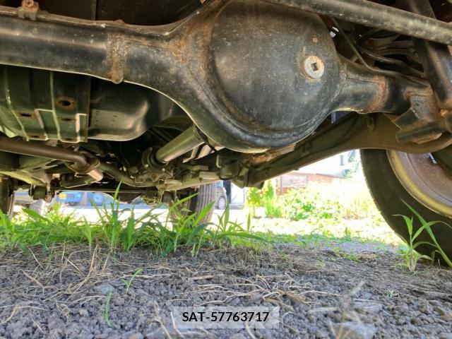 Suzuki JIMNY 2000-01 8379006-10