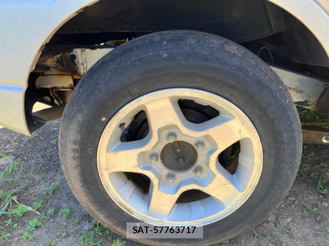 Suzuki JIMNY 2000-01 8379006-9