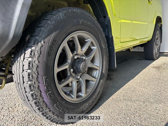 Suzuki JIMNY 2018-07 8379170-5