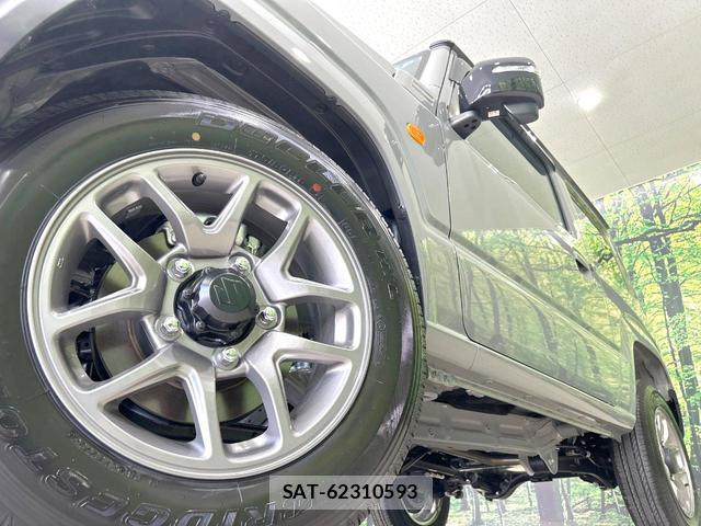 Suzuki JIMNY 2026-07 8379203-12