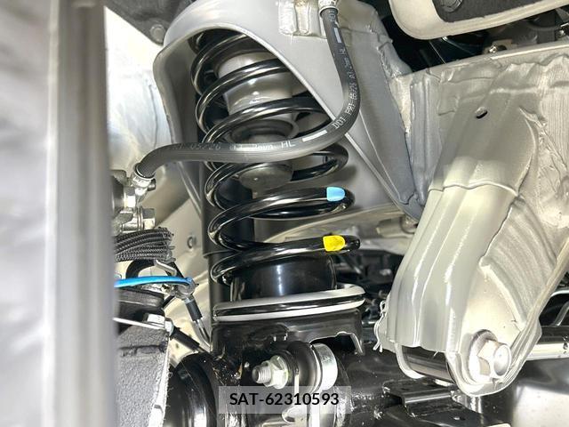 Suzuki JIMNY 2026-07 8379203-19